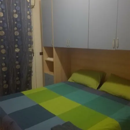 Arcobaleno דירה רוזטו דליי אברוצי